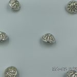 серебряная пуговица с серебряным кристаллом